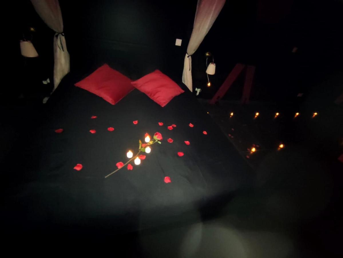 Love Room A מונטרז'י מראה חיצוני תמונה