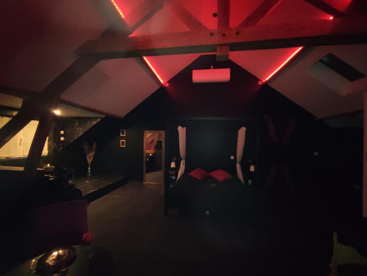 Love Room A מונטרז'י מראה חיצוני תמונה