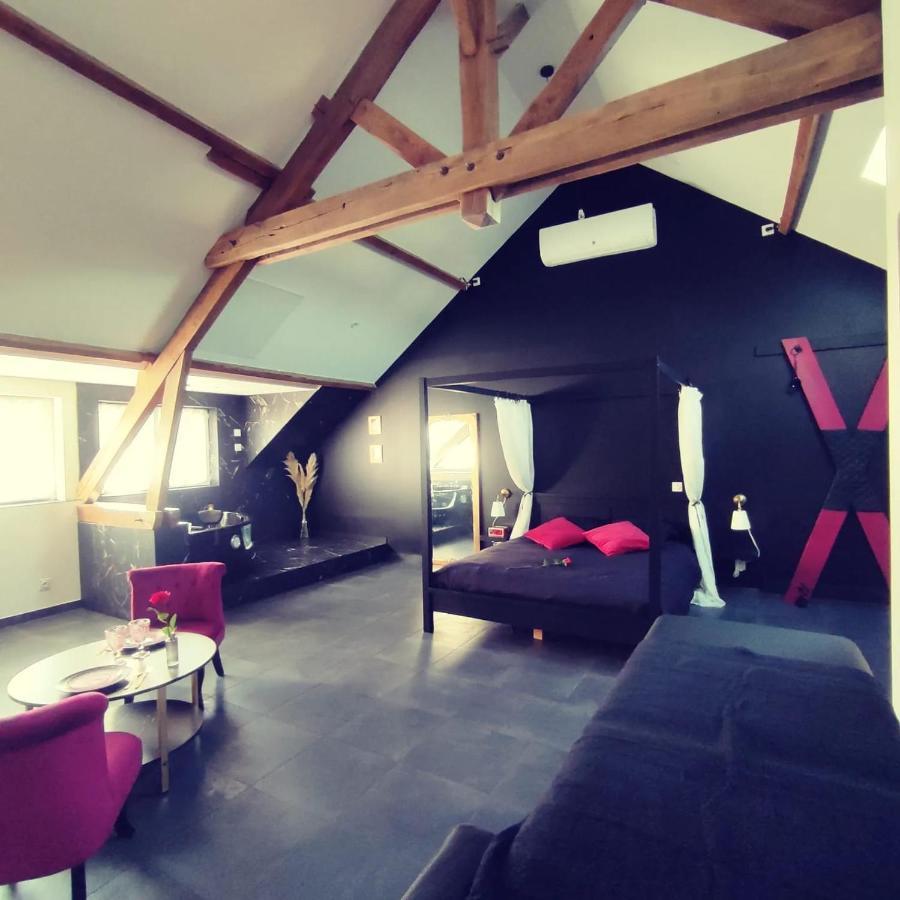 Love Room A מונטרז'י מראה חיצוני תמונה